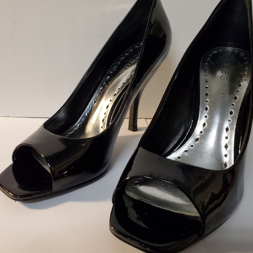 BCBGGilrs  Peep-Toe Pumps | size 6B